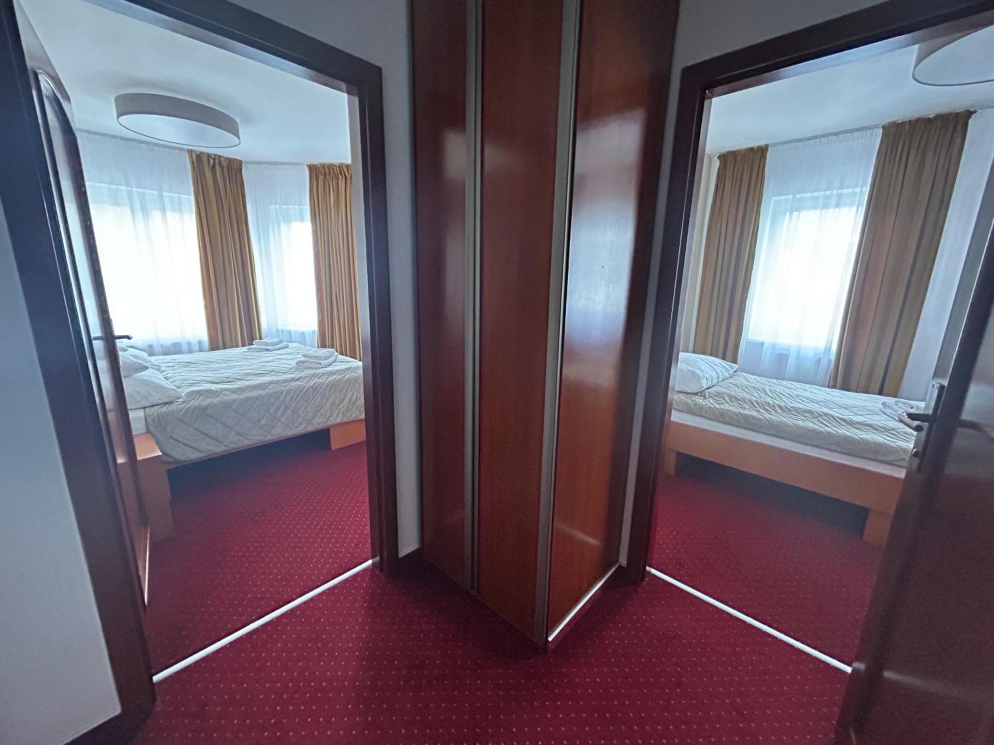 Hotel Evan U Hoffera Topoľčany Exterior foto